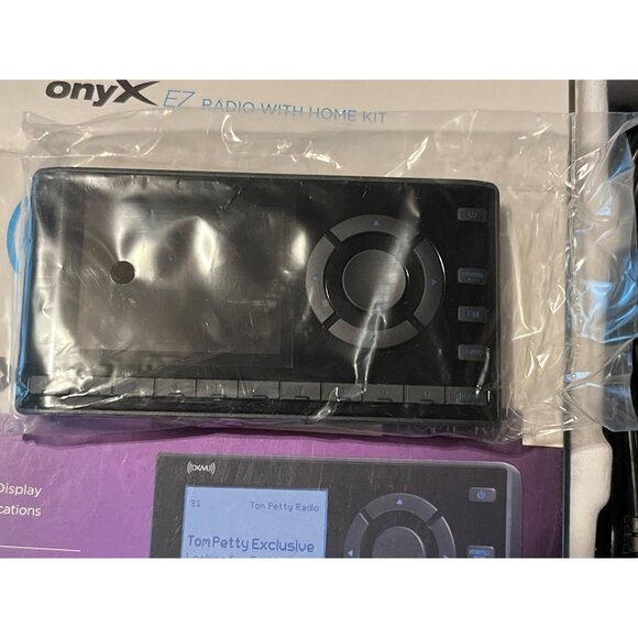 SiriusXM Onyx EZ Satellite Radio w/ Home Kit XEZ1H1, Open Box, Still Sealed Head - Picture 2 of 6